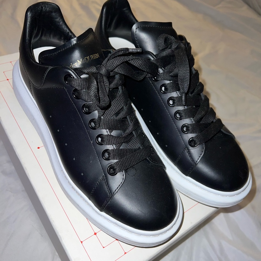 Mens Size 43 Alexander McQueen